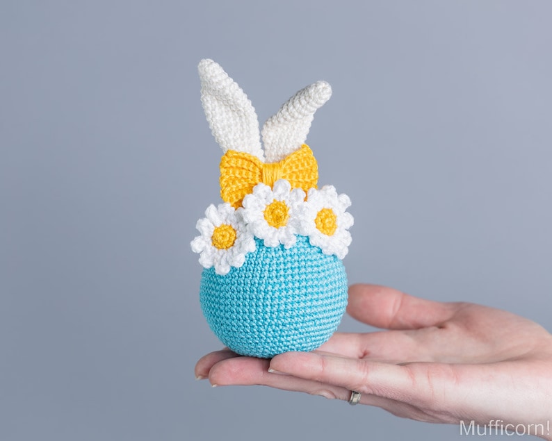 Crochet Easter bunny eggs