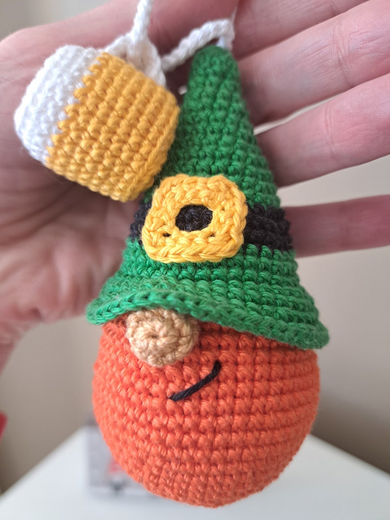 Crochet St Patricks Gnome Keychain