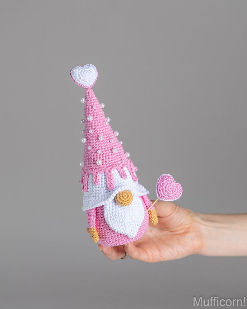 Crochet Valentine Gnome