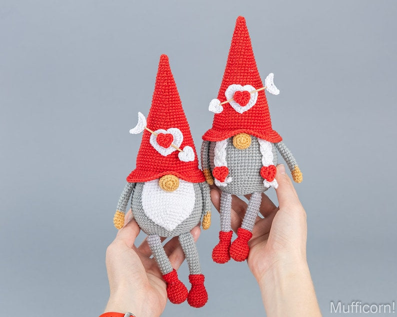 Crochet Valentine Gnomes Couple