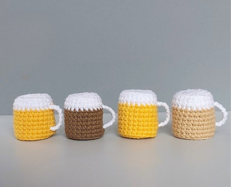 Crochet St Patricks Gnome Beer Cup