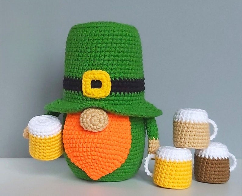 Crochet St Patricks Gnome Beer Cup