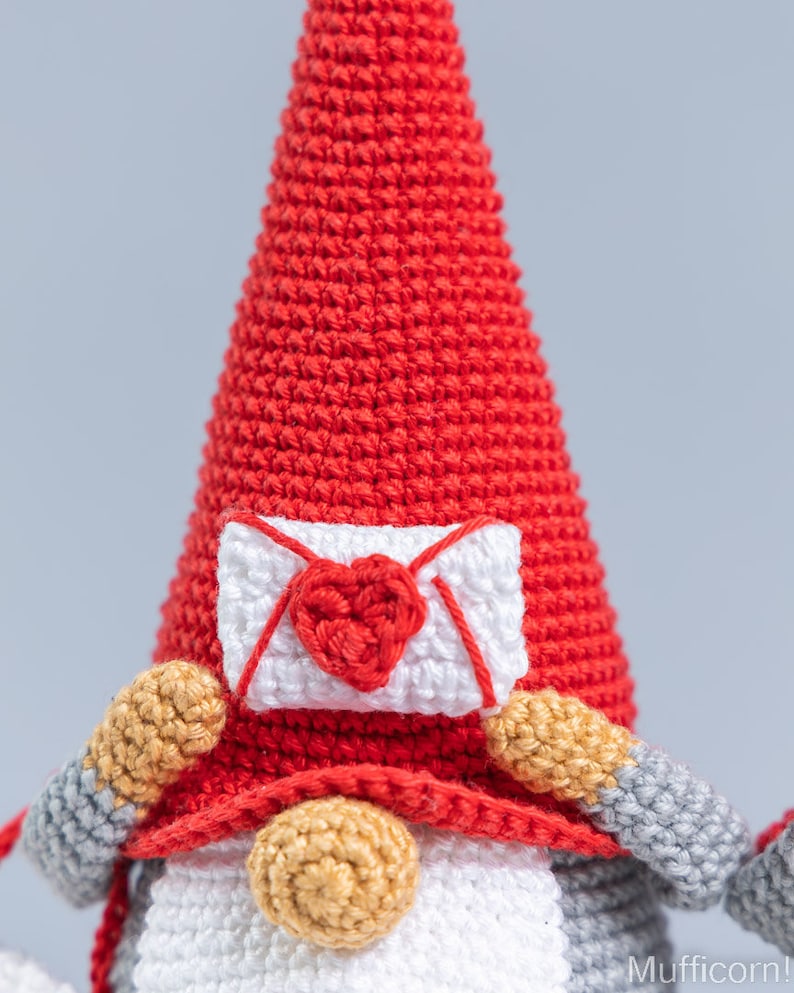 Crochet Gnomes Couple with Envelope