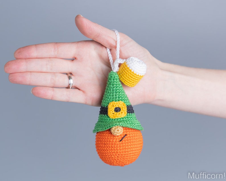Crochet St Patricks Gnome Keychain