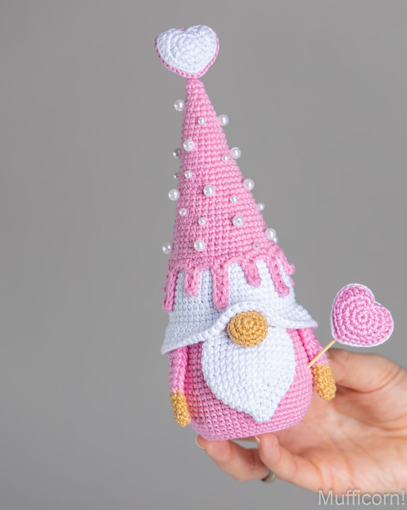 Crochet Valentine Gnome