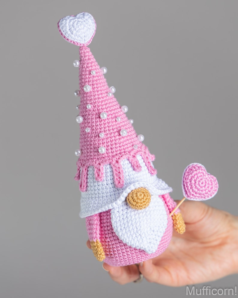 Crochet Valentine Gnome