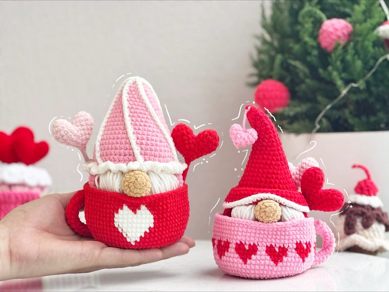 Crochet Valentine Couple Gnome