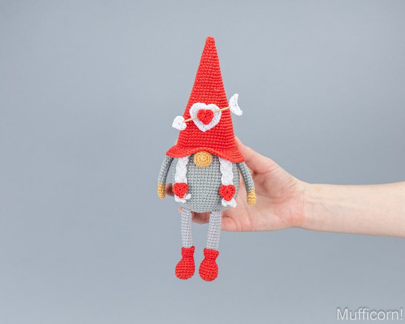 Crochet Valentine Gnomes Couple