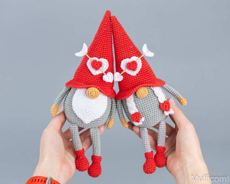 Crochet Valentine Gnomes Couple